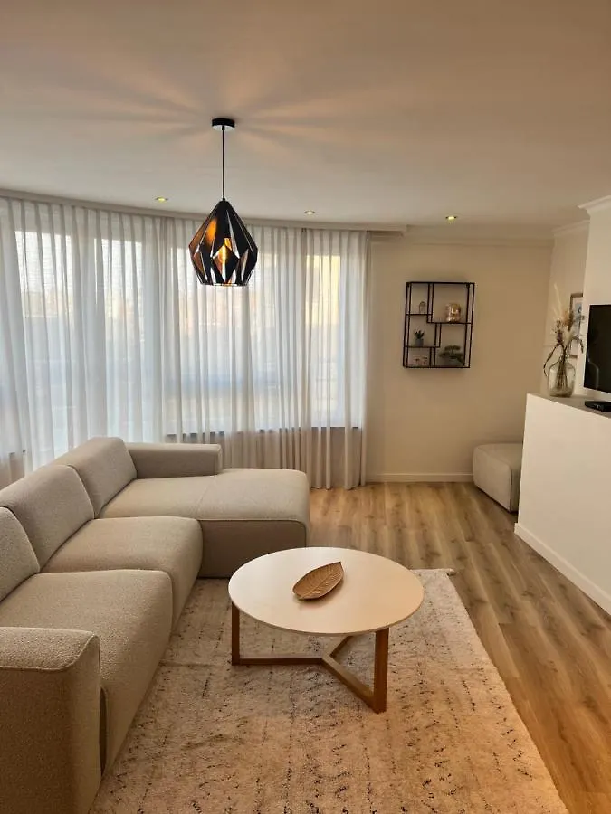 Portofino - Luxe Appartement Met Lateraal Zeezicht Ostend 0*,  Belgium